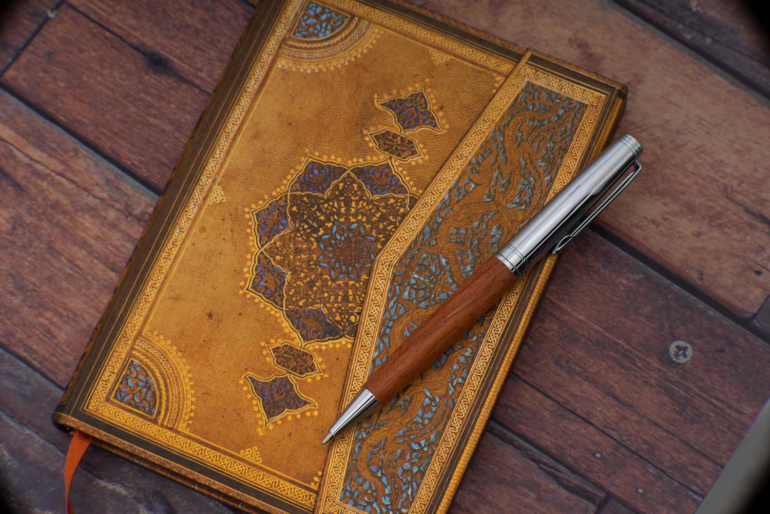 Hörner-Legno-Kugelschreiber-aus-Holz-I-Hochwertige-Verarbeitung-mit-Gravur-I-Desgin-Holzkugelschreiber